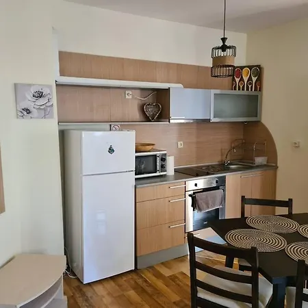 Oasis A4-14 Apartment